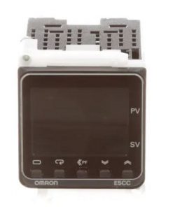 Bộ điều khiển nhiệt độ OMRON E5CC-TCQ3D5M-000